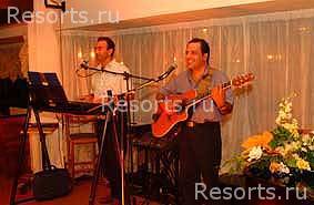 Aeneas Hotel 44